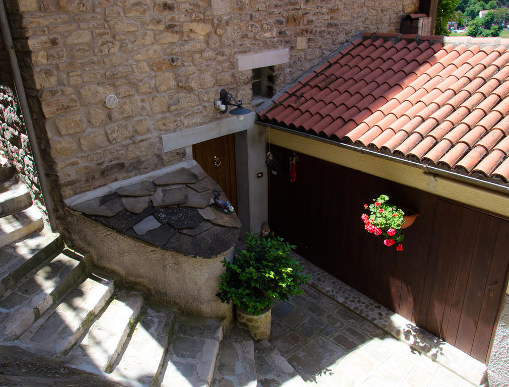 B&B La Perla Nelle Dolomiti Castelmezzano Exteriör bild